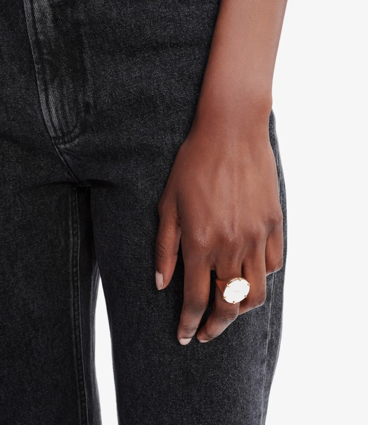 Eloi signet ring