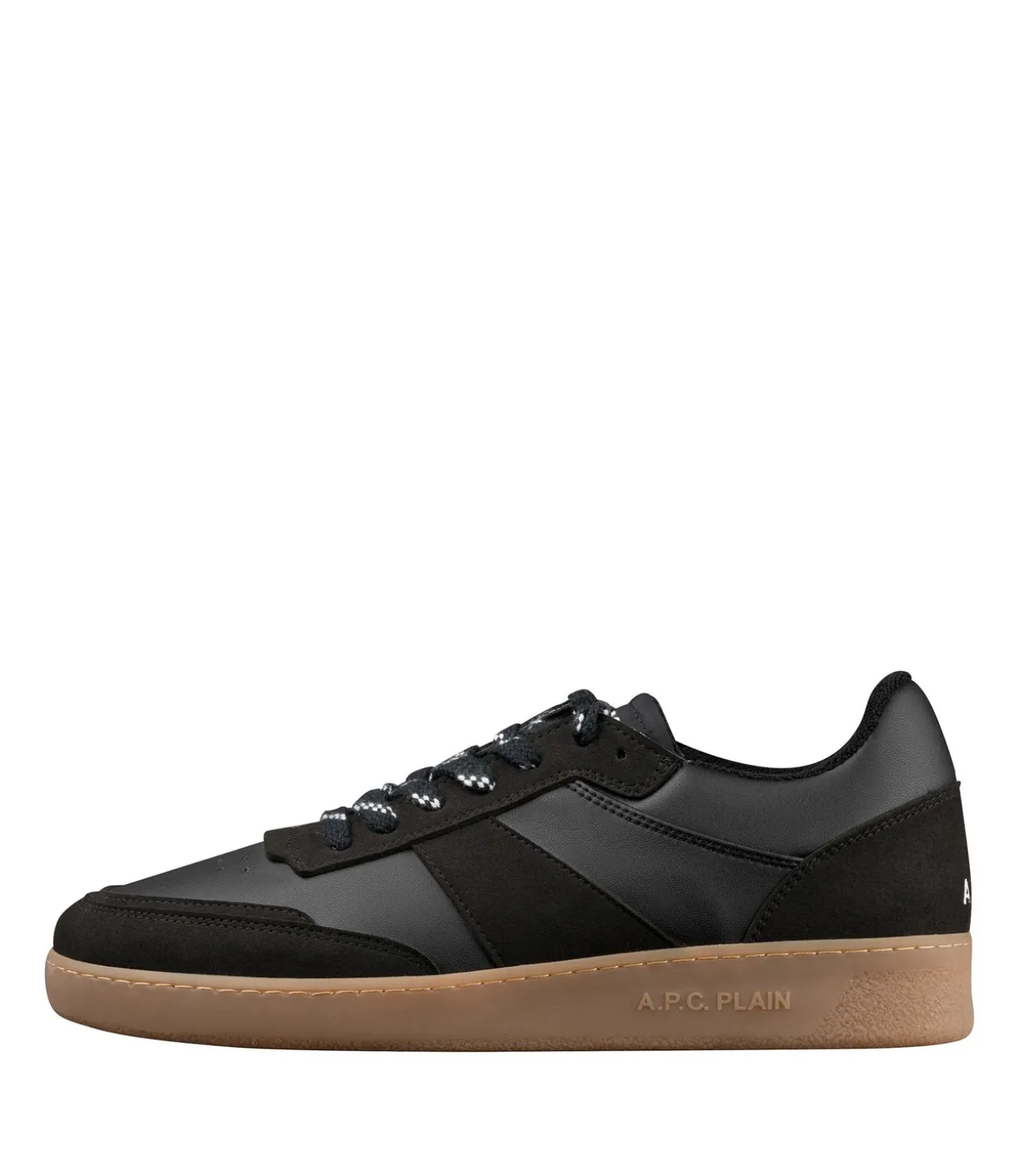 Plain trainers