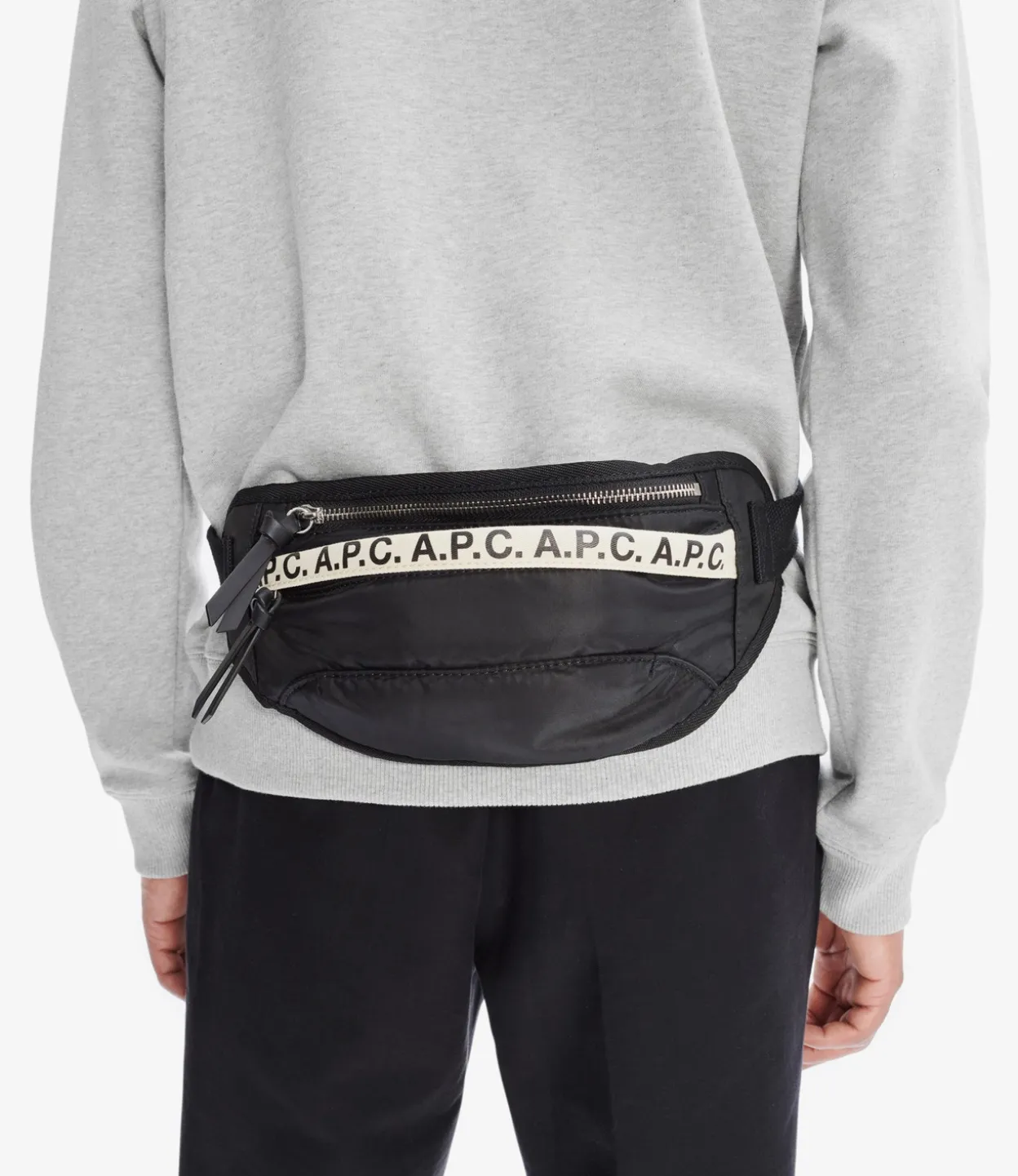 Repeat bum bag