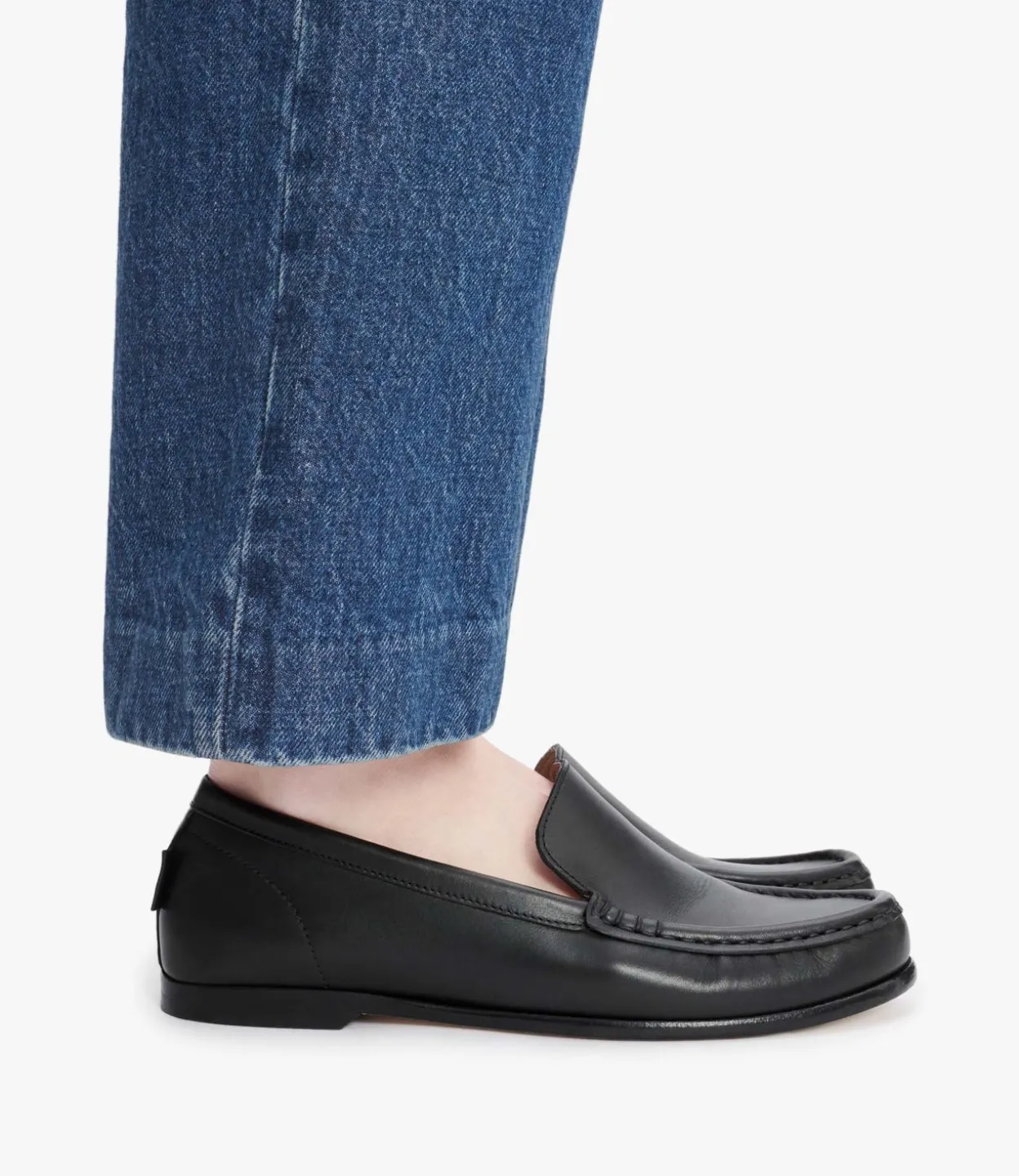 Swan moccasins